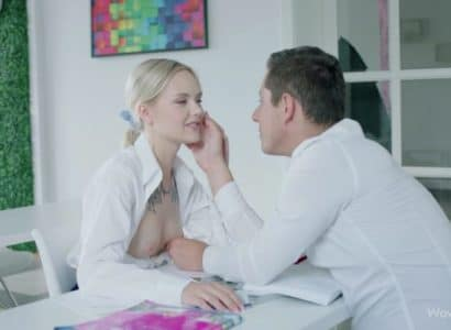 Buổi học nhóm hạnh phúc với cô bạn thân gợi cảm