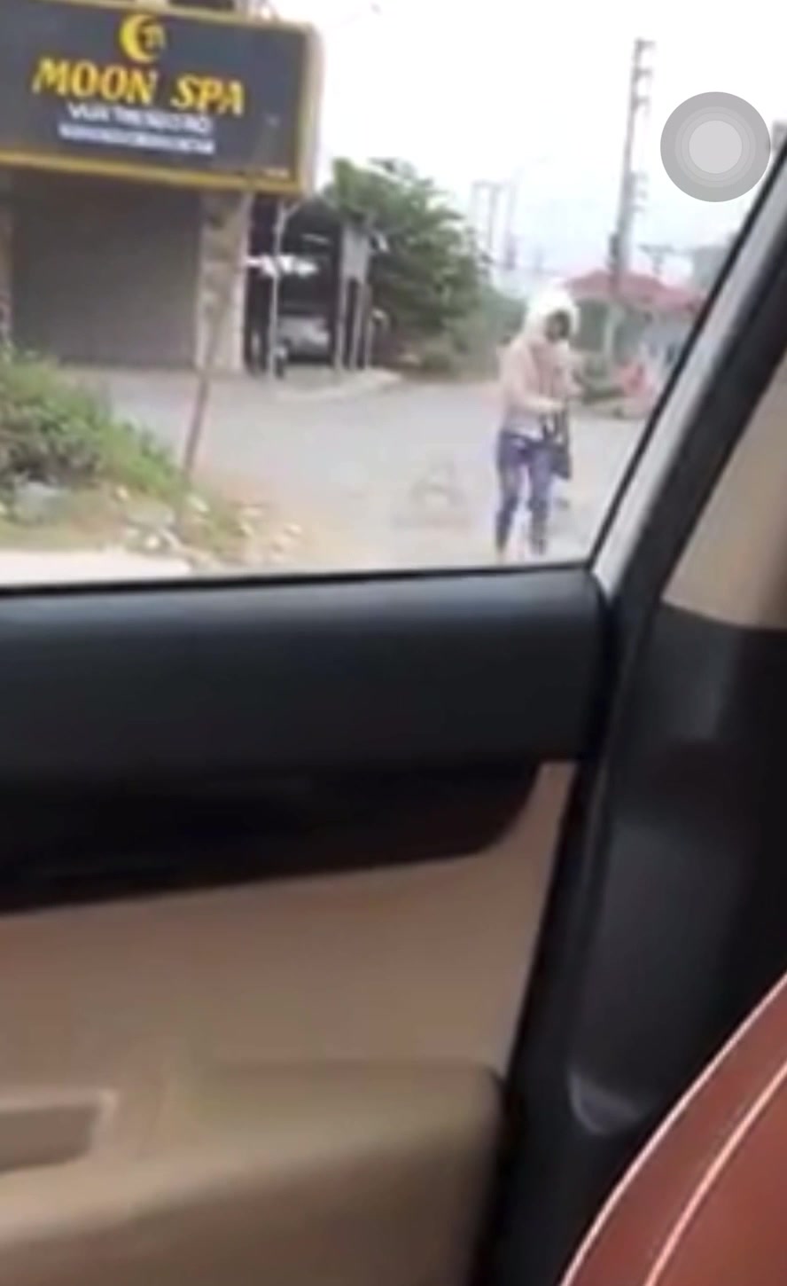 Địt em quê Nghệ An đi làm ở cty Bắc Ninh